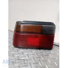 Фонарь задний Toyota Corolla E80 (L седан) б/у