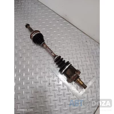 Полуось в зборі для Toyota Corolla E80 3A-U 1.5 з автоматичною коробкою передач б/у