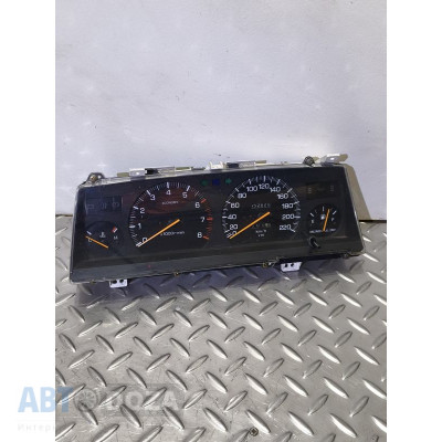 Приборная панель торпеды для Toyota Camry SV21 двигатель 3S-FE 2.0 б/у