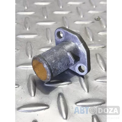 Фланець ГБЦ охолоджуючої рідини на Toyota Corolla 4A-FE (1.6) для моделі E90/100