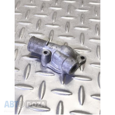 Фланцевая крышка корпуса термостата Б/У на Toyota (1983-1992г) двигатель 2E с обемом 1.3