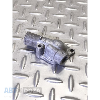 Фланцевая крышка корпуса термостата Б/У для Toyota Corolla E80/90 2E/1.3 (1983-1992г.)