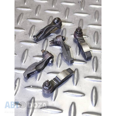 Рокер распредвала Б/У для Toyota 2E/1.3 (1983-1992) - коромысло клапана для моделей Toyota Corolla E80/E90