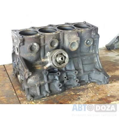 Блок двигателя Toyota 3S/2.0 ( STD под расточку) б/у