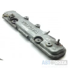 Крышка клапанов Toyota 1S/1.8 б/у Крышка клапанов Toyota 1S/1.8 б/у