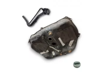 Купить Бак Горловина Пробка Mazda б/у в Одессе - AvtoDoza Купить Бак Горловина Пробка Mazda б/у в Одессе - AvtoDoza