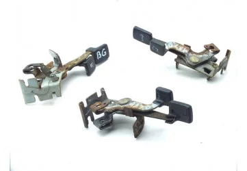 Рычажки Капота Багажника Бака